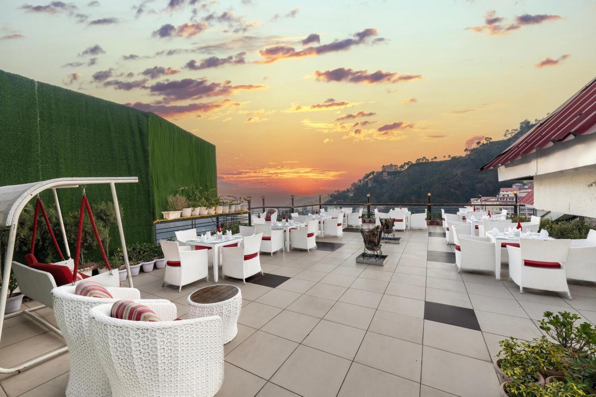 Snow Valley Resorts Shimla Exterior photo